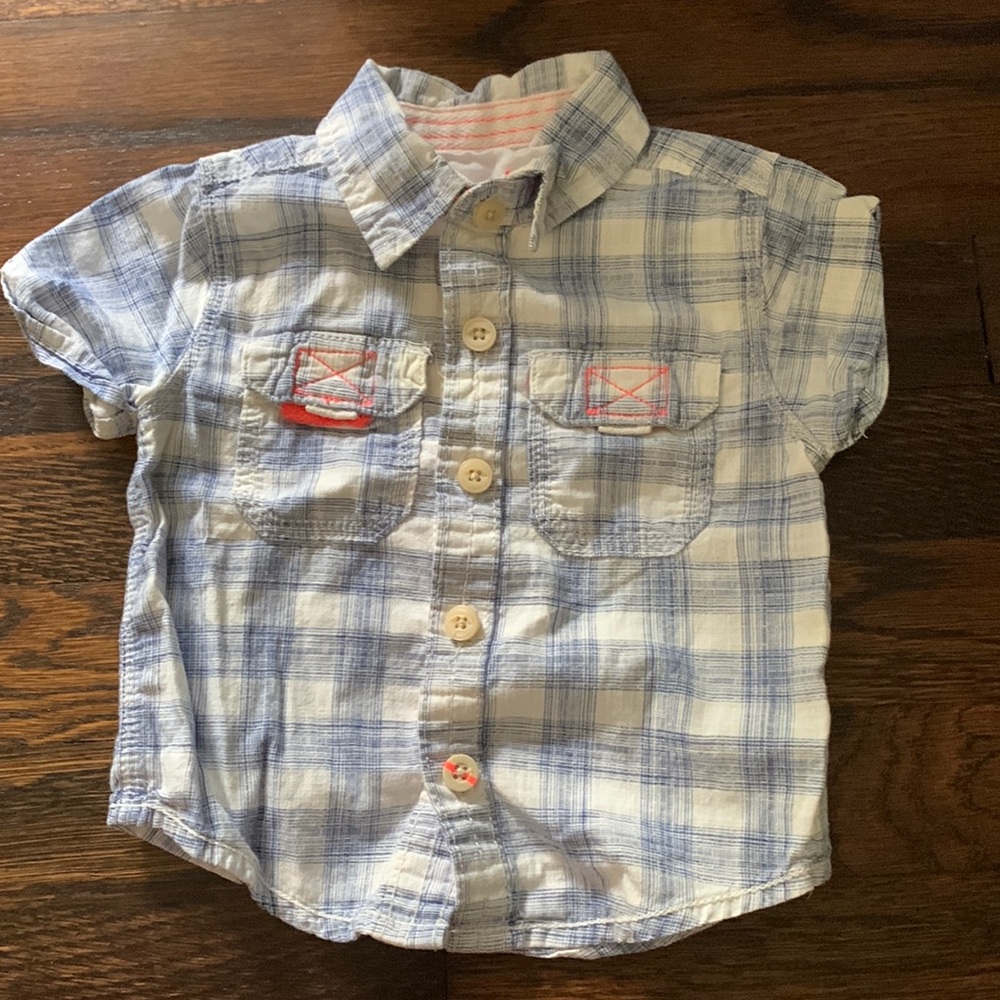 Short sleeve - button down
